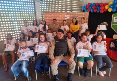 FORMATURA DO PROERD EM FLOR DE MINAS