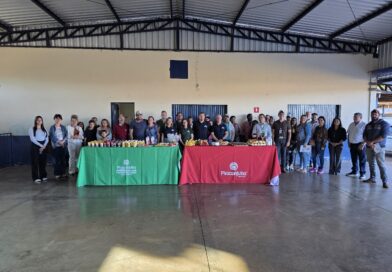 Evento da Emater reúne produtores e parceiros em Gurinhatã